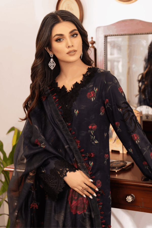 IZNIK (DASTAAN) PREMIUM LAWN - IDL 04 DIMAH - Image 5