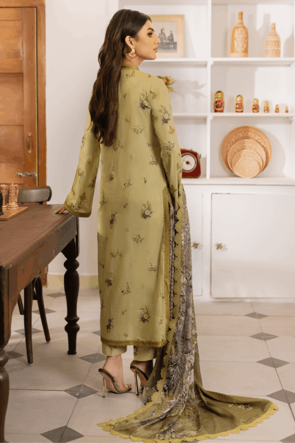 IZNIK (DASTAAN) PREMIUM LAWN - IDL 05 RAYA - Image 2