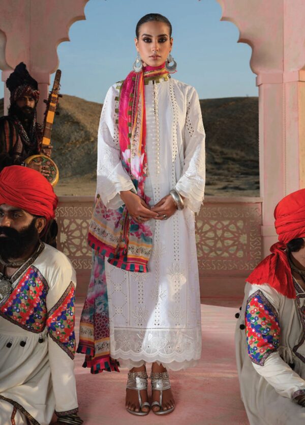 WARDHA SALEEM LAWN – KANWAL MAHAL