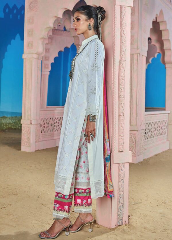 WARDHA SALEEM LAWN – KANWAL MAHAL - Image 3