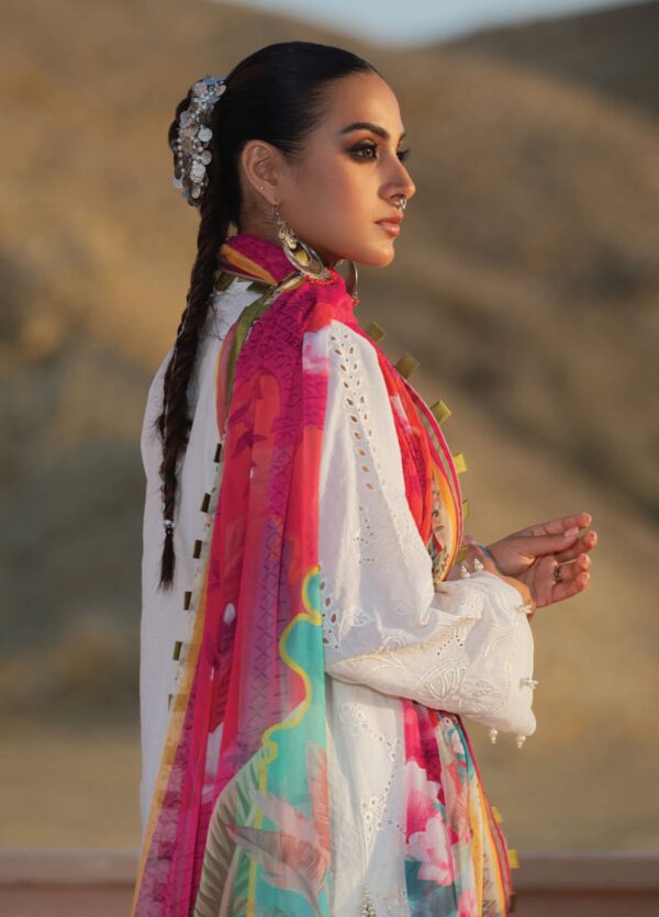 WARDHA SALEEM LAWN – KANWAL MAHAL - Image 4