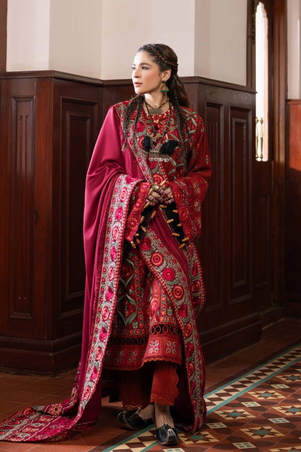 MARYAM HUSSAIN WINTER SHAWL - FALL