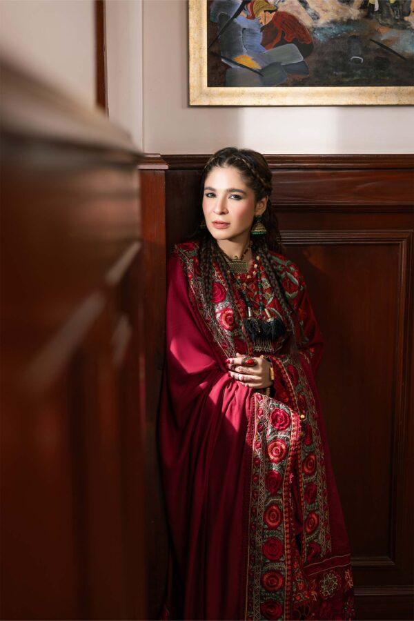 MARYAM HUSSAIN WINTER SHAWL - FALL - Image 2