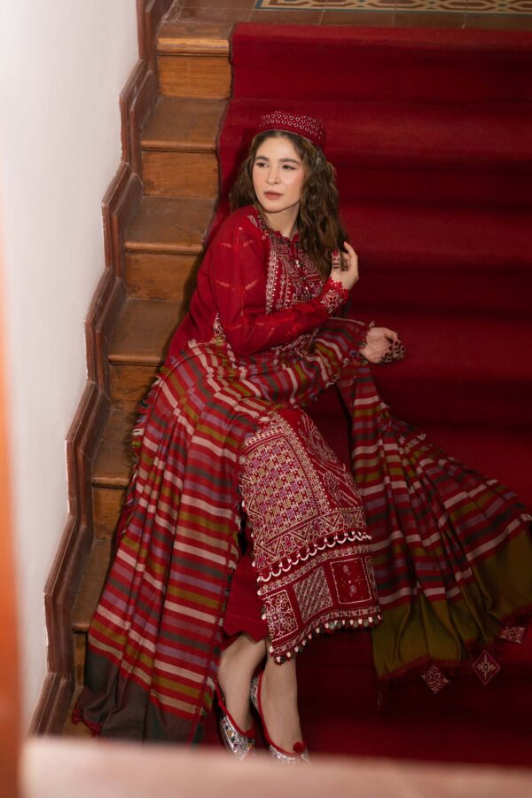 MARYAM HUSSAIN WINTER SHAWL - ROSE - Image 3