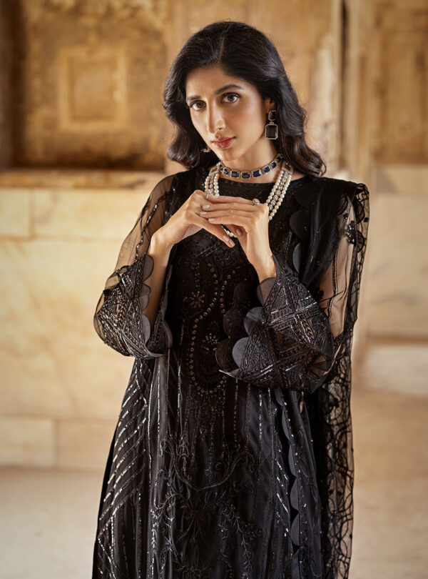 ZAINAB CHOTTANI TAHRA LAWN - MARJAAN - 02 - Image 3