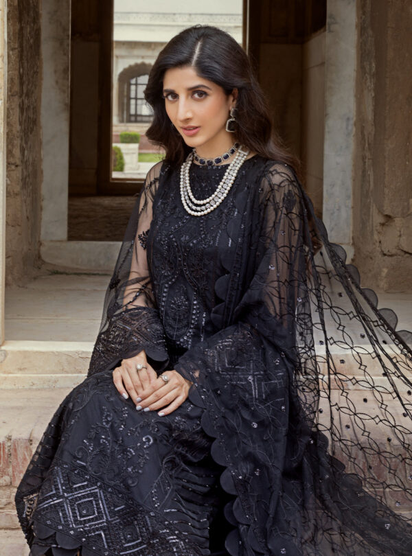 ZAINAB CHOTTANI TAHRA LAWN - MARJAAN - 02 - Image 5
